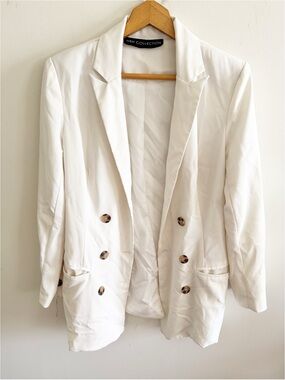 HRH Collection cream long blazer size small